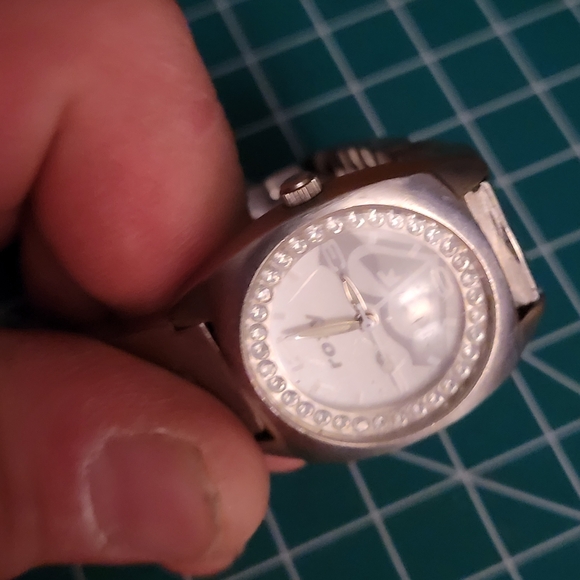 Vintage Roxy Watch - Picture 7 of 7